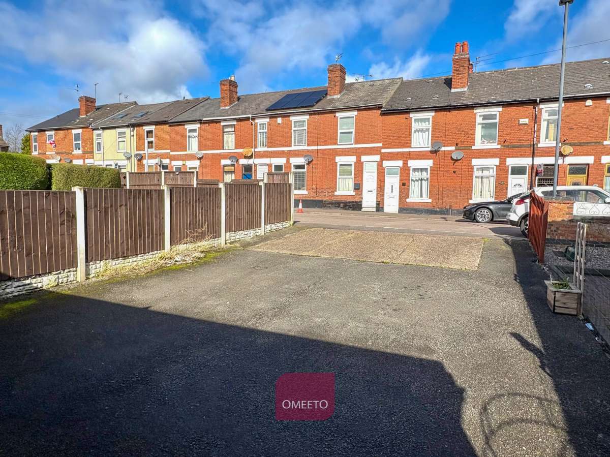 Retail/Shop in Derby - photo 3