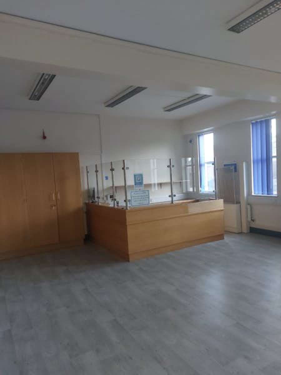 Retail/Shop in Worksop - photo 3