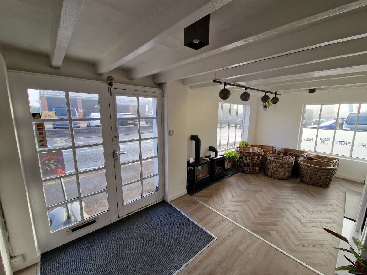 Retail/Shop in Derby - photo 3