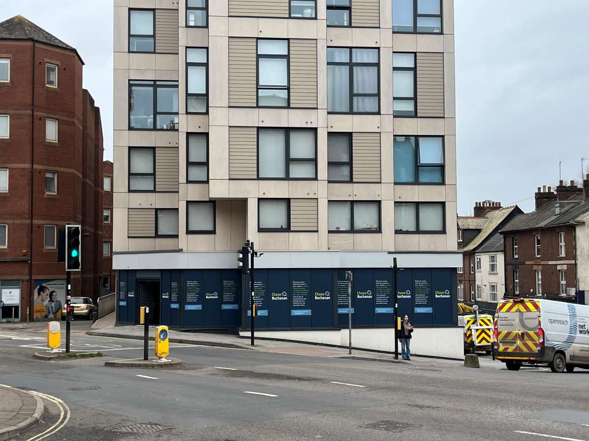 Retail/Shop in Exeter - photo 3