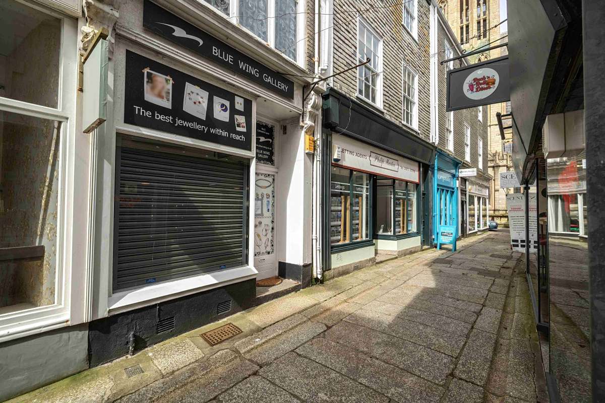 Retail/Shop in Truro - photo 3