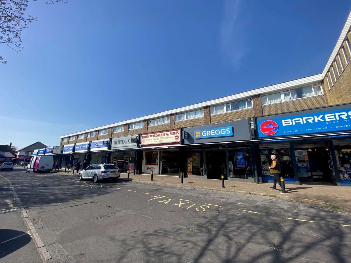 Retail/Shop in Littlehampton - photo 3