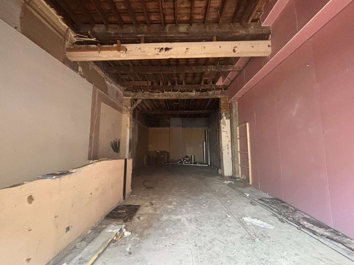 Retail/Shop in Norwich - photo 2