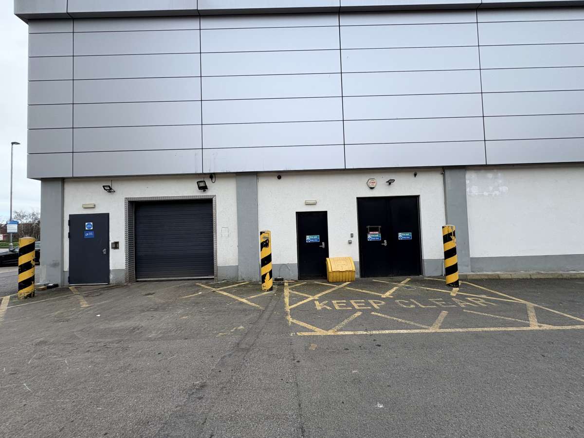 Retail/Shop in Leicester - photo 2