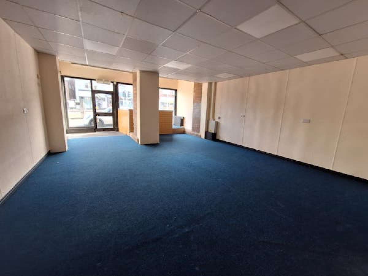 Retail/Shop in Wirral - photo 2