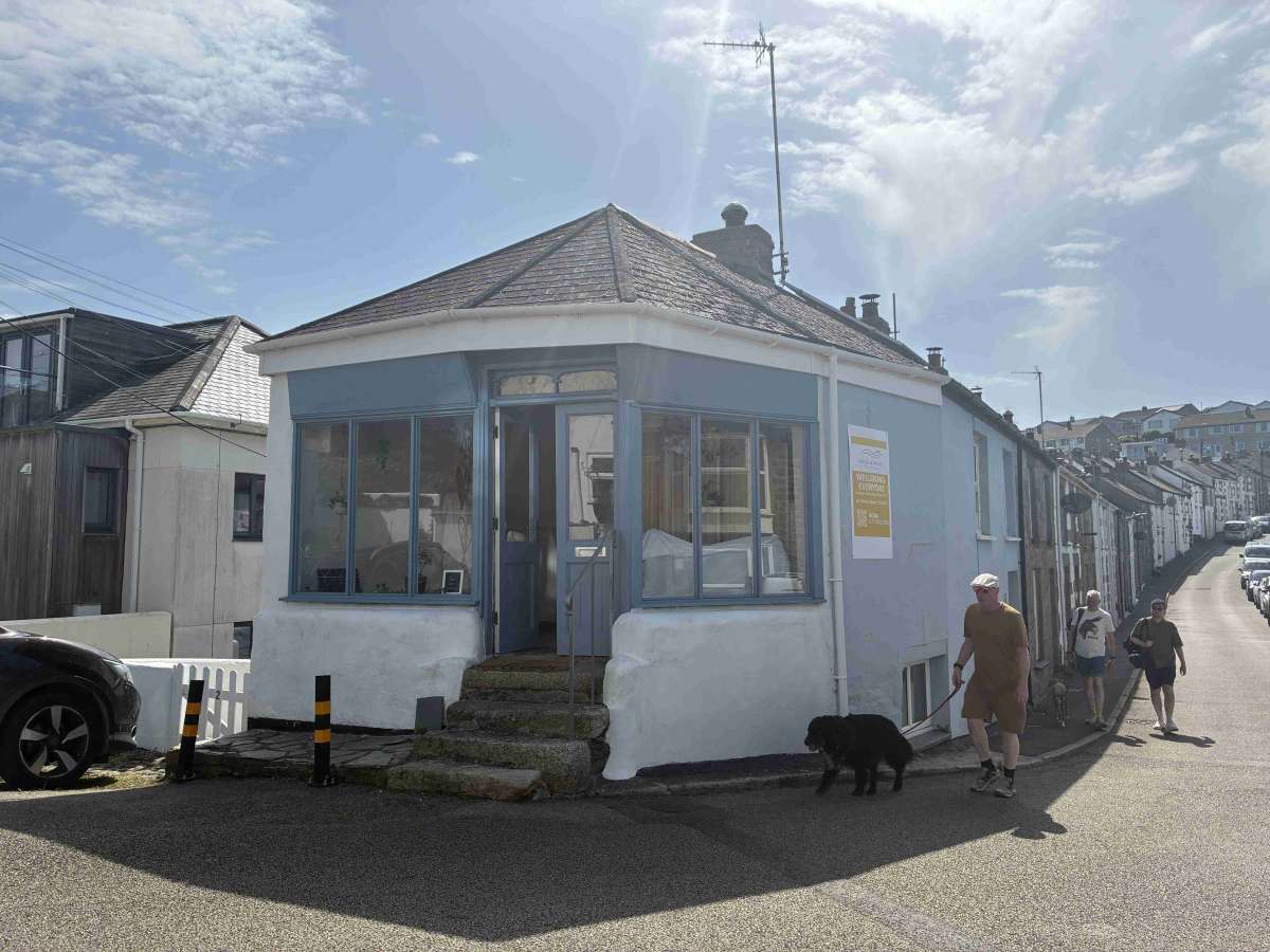 Retail in Helston