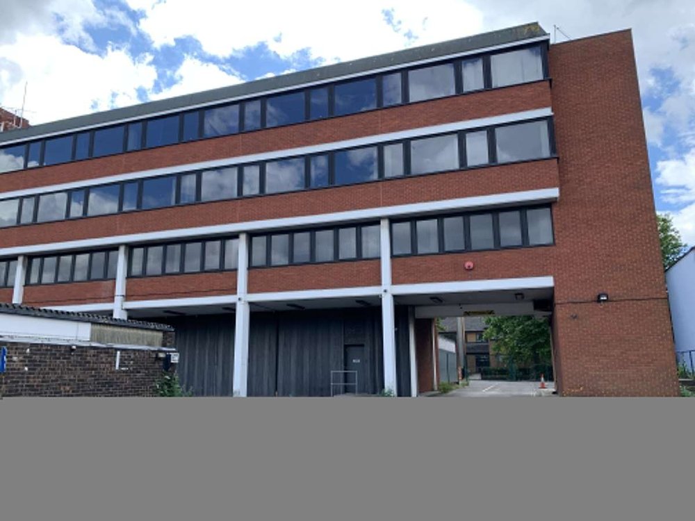 Retail/Shop in Havant - photo 3