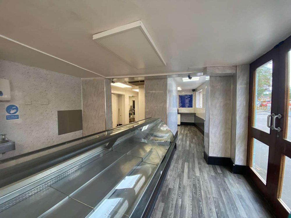 Retail/Shop in Norwich - photo 3