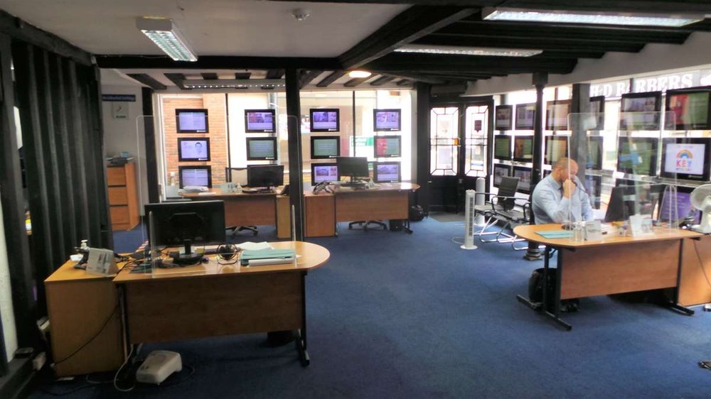 Retail/Shop in Ashford - photo 3