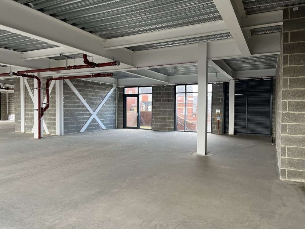 Retail/Shop in Mansfield - photo 3