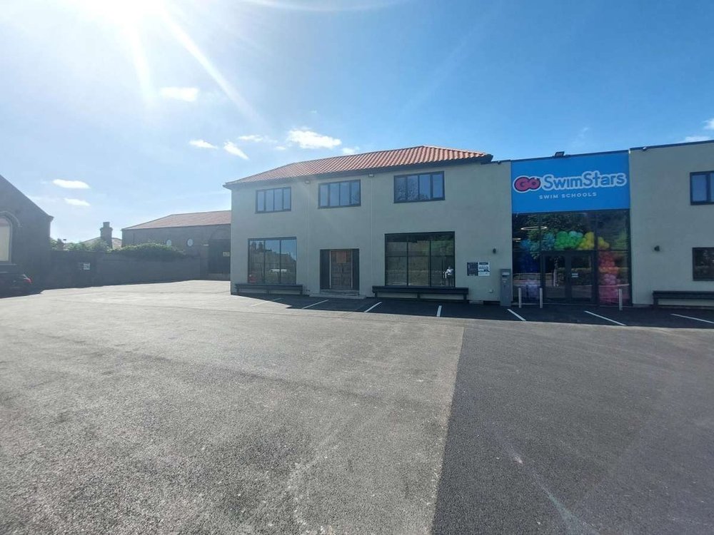 Retail/Shop in Doncaster - photo 2