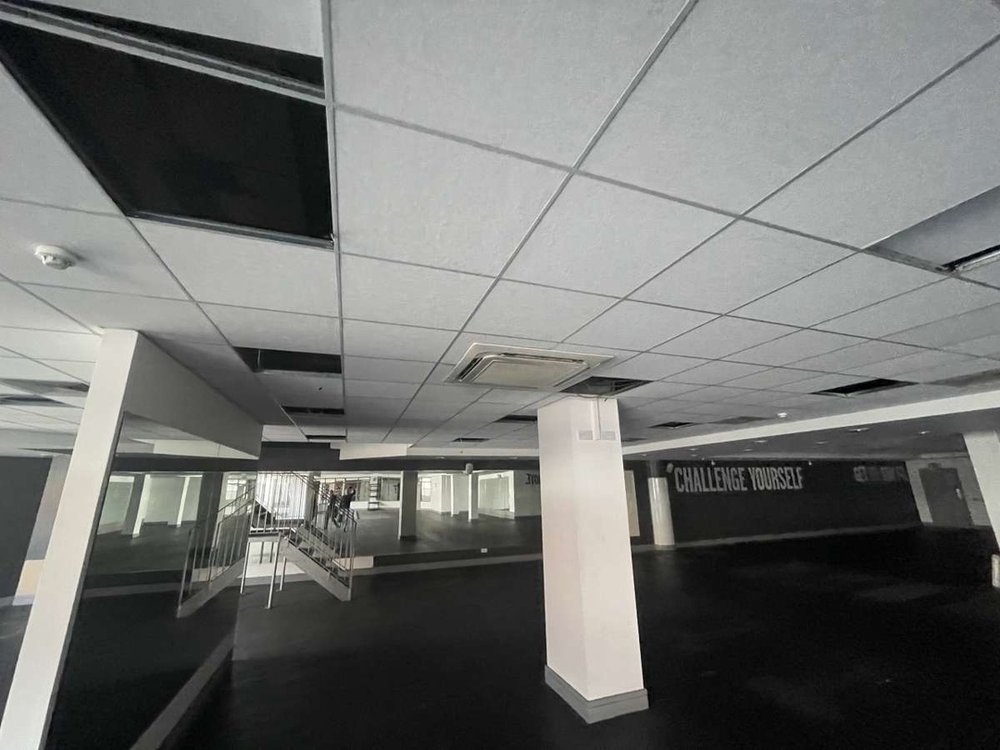 Retail/Shop in Bournemouth - photo 4