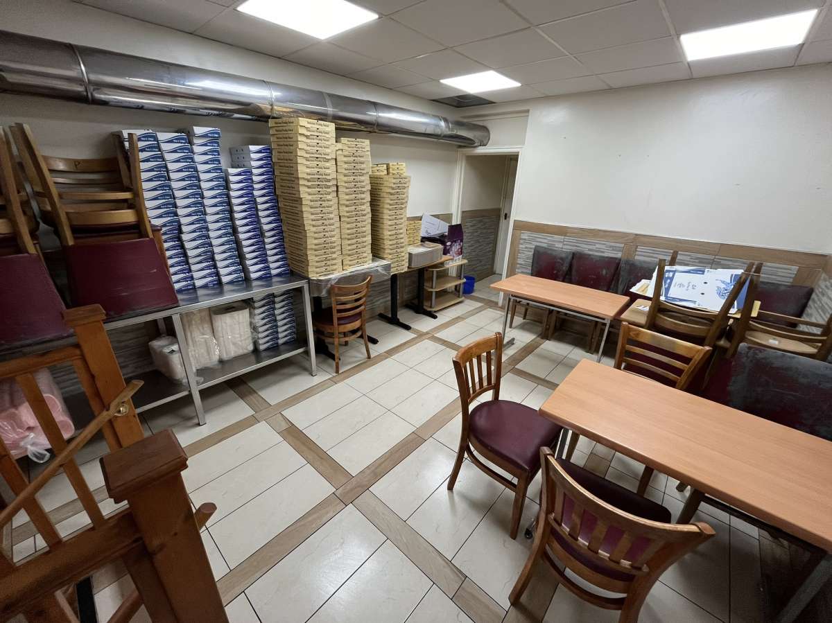 Retail/Shop in Leicester - photo 4