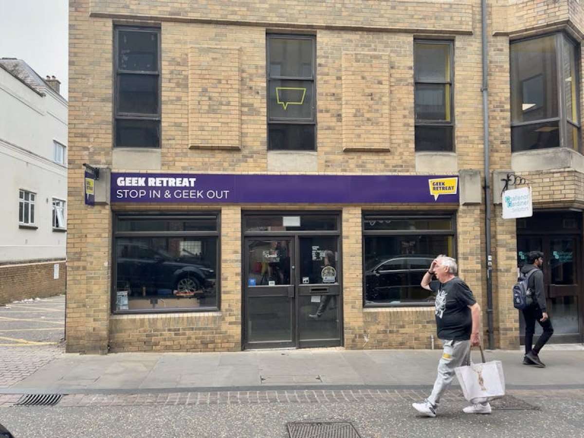 Retail/Shop in Oxford - photo 3