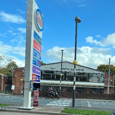 Retail/Shop in Pontypool - photo 2