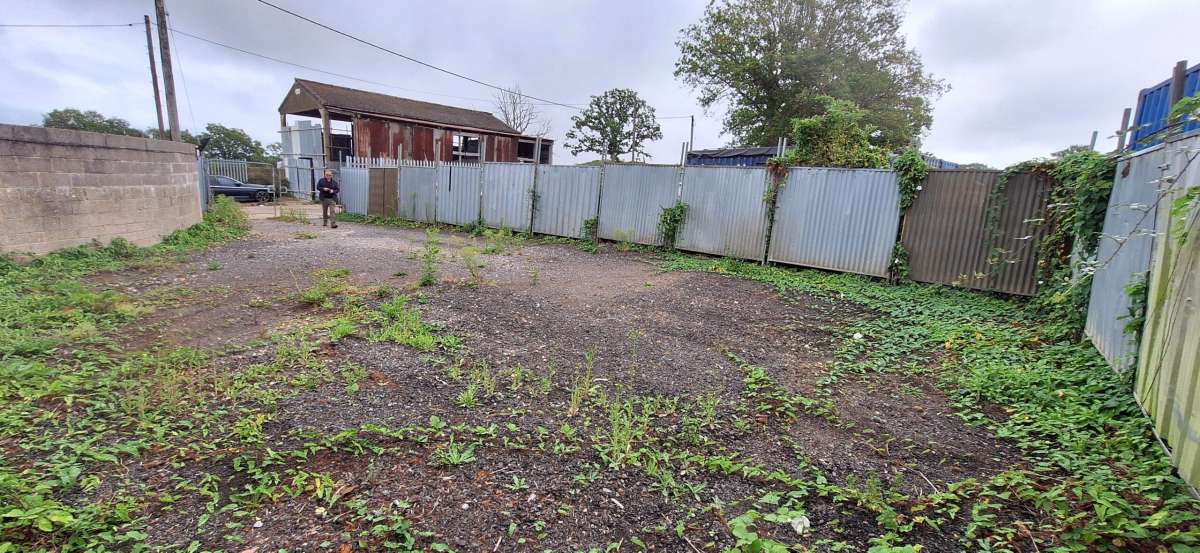 Industrial Unit in Stane Street - photo 4